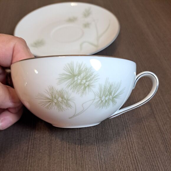 Vintage 1940-60s MCM Vita Craft Bavarian China Greenbriar Tea Cup Saucer White 4 - Picture 4 of 9